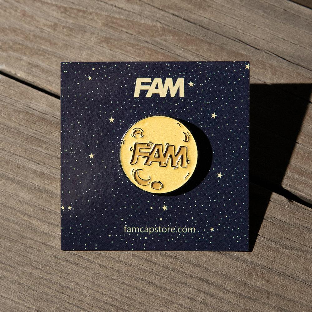 FAM GITD FAM PIN MOON SOFT YELLOW