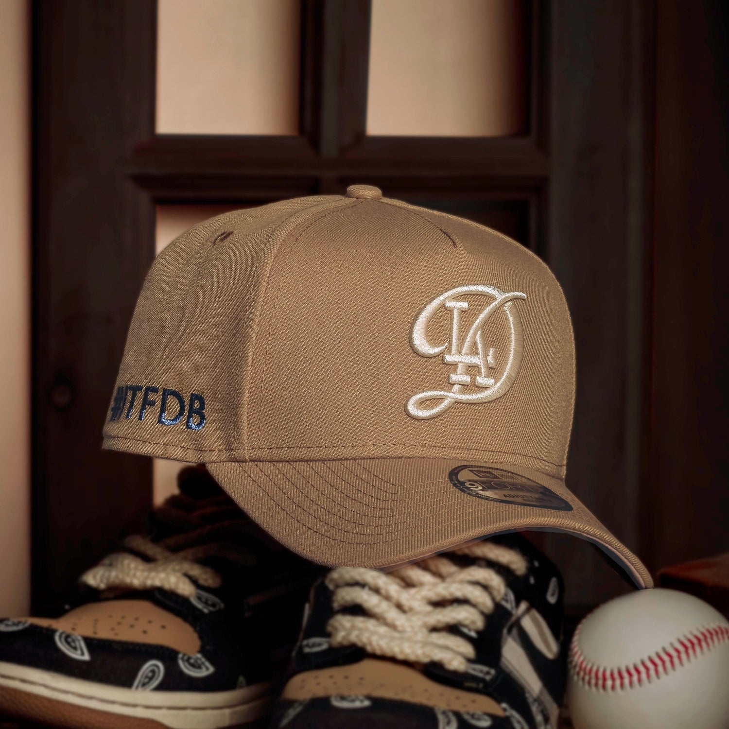 NEW ERA 9FORTY A-FRAME MLB LOS ANGELES DODGERS #ITFDB  CAMEL/ PINK  UV SNAPBACK