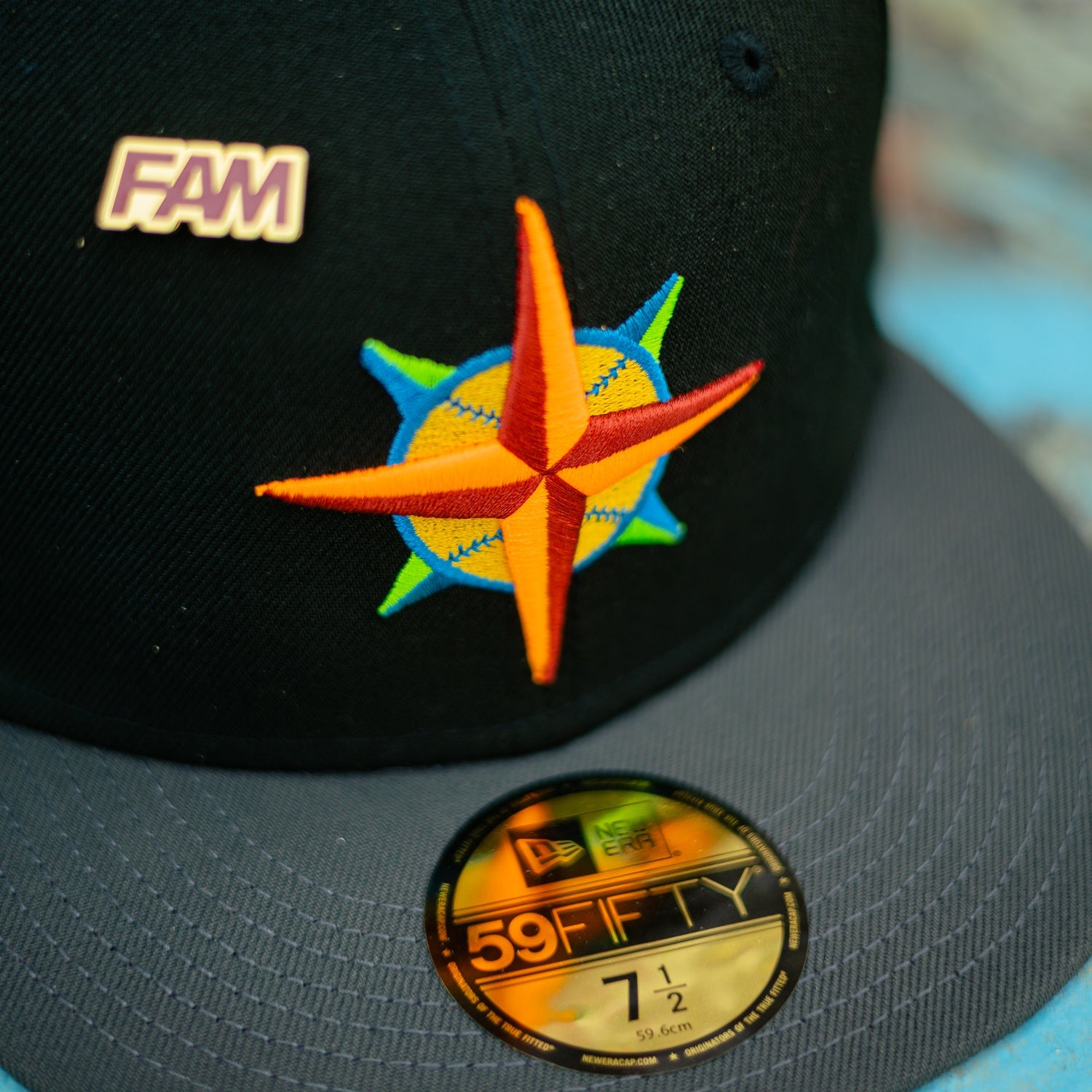 Vintage Seattle Mariners Fitted Cap Hat Baseball MLB Genuine Merchandise
