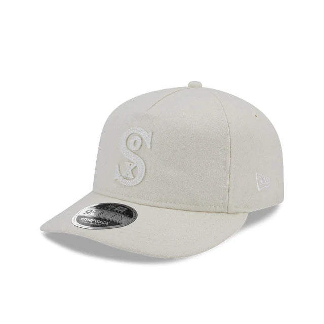 NEW ERA 9FIFTY MLB CHICAGO WHITE SOX CHROME WHITE RETRO CROWN MELTON STRAPBACK