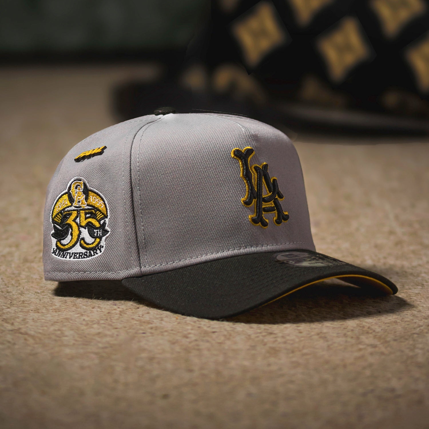 NEW ERA 9FORTY LOS ANGELES ANGELS 35TH ANNIVERSARY TWO TONE / Yellow UV