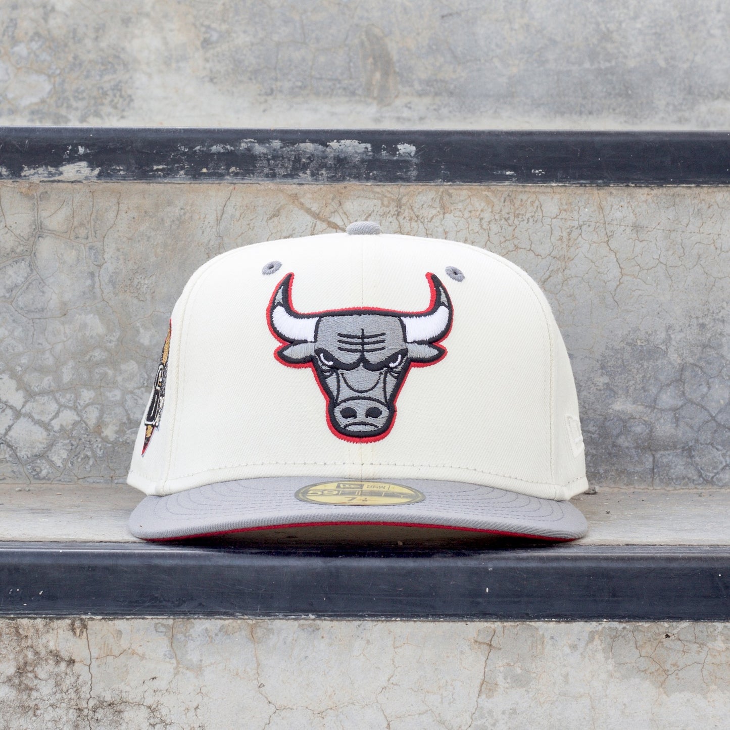 New Era NBA Chicago Bulls Snapback Hat Cap Black Green Gray Mitchell Ness