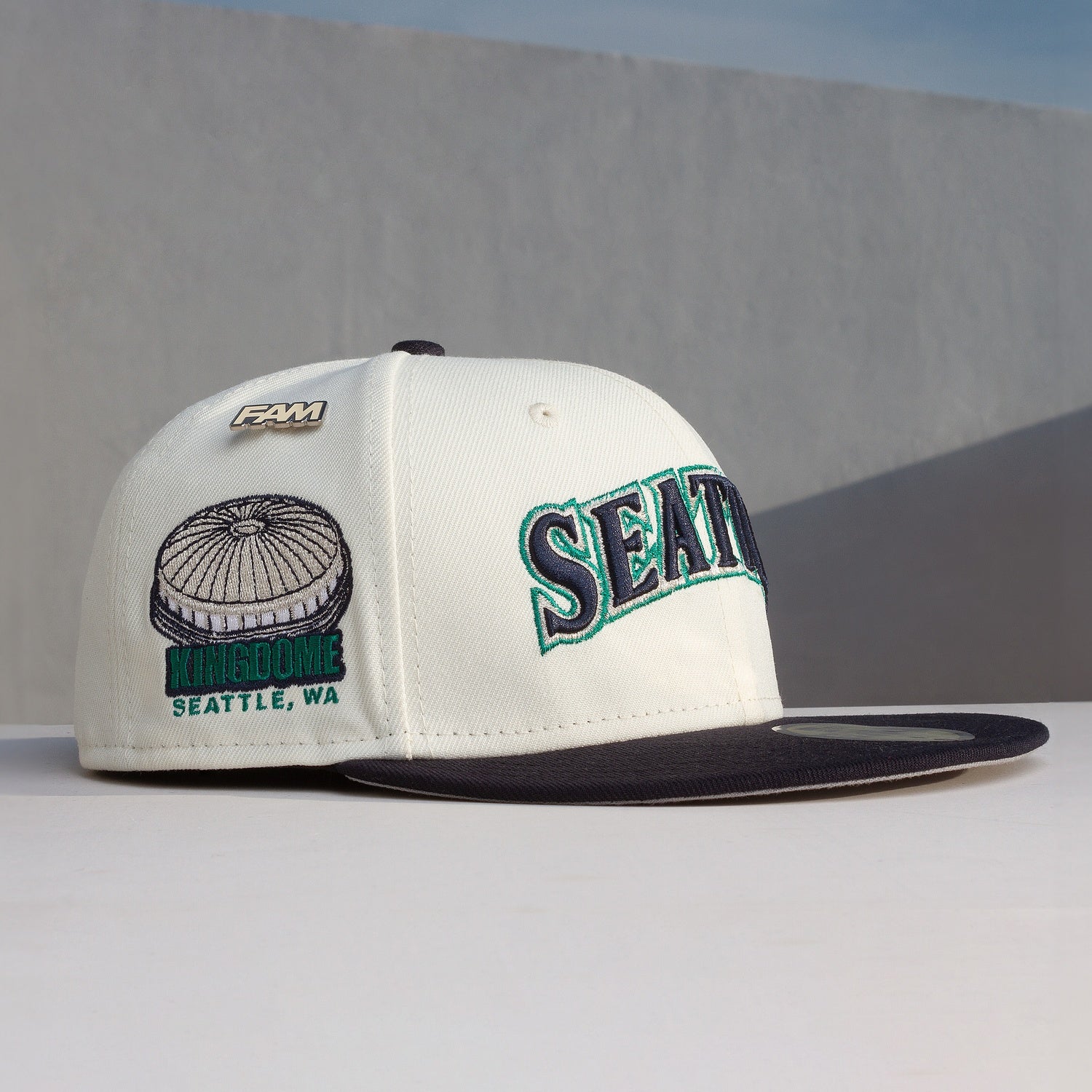 New Era Seattle Mariners 9FIFTY 30th Anniversary Chrome Snapback Hat