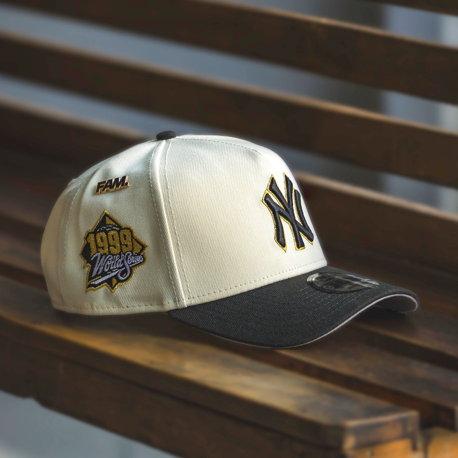 NEW ERA 9FORTY A-FRAME NEW YORK YANKEES WORLD SERIES 1999 TWO TONE / GREY UV SNAPBACK