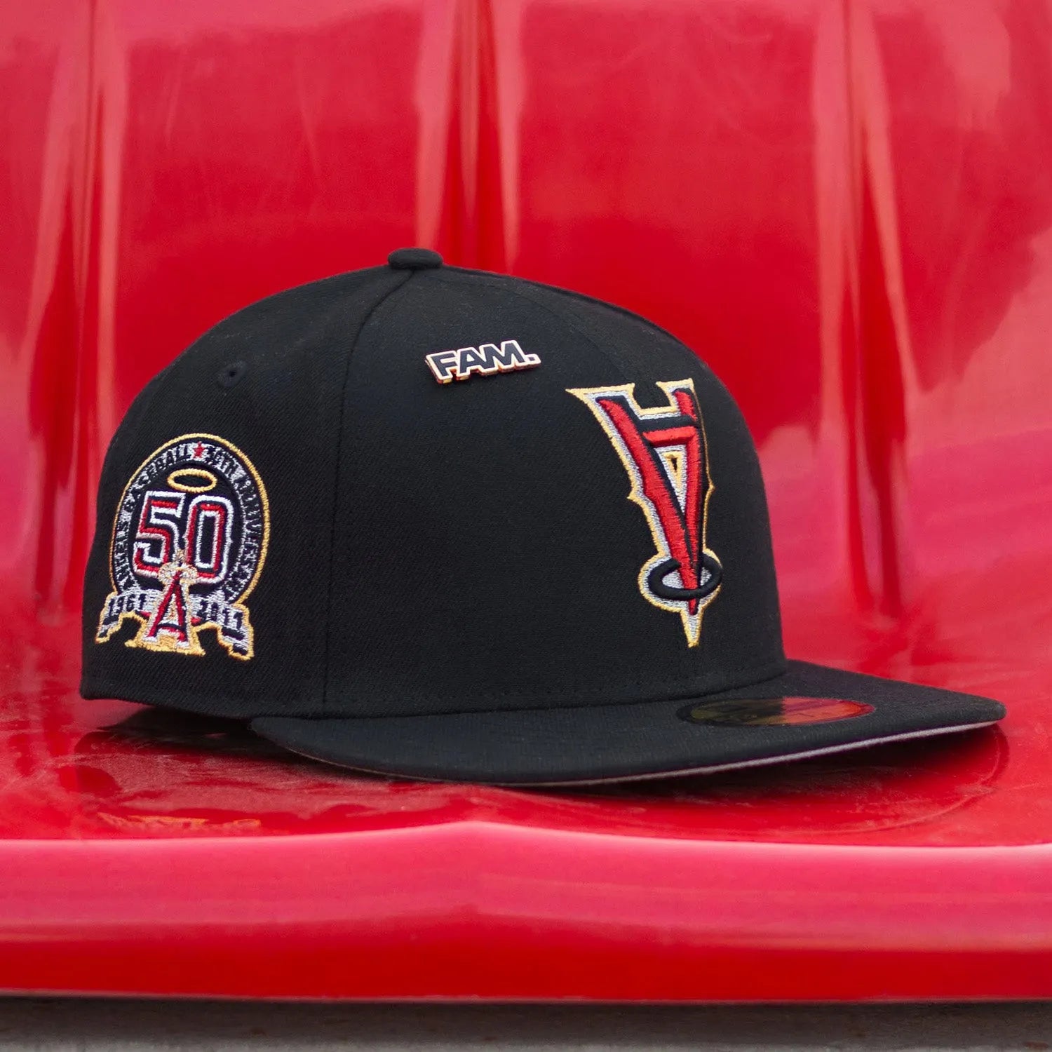 NEW ERA 59FIFTY MLB ANAHEIM ANGELS UPSIDE DOWN BLACK / GREY UV FITTED CAP