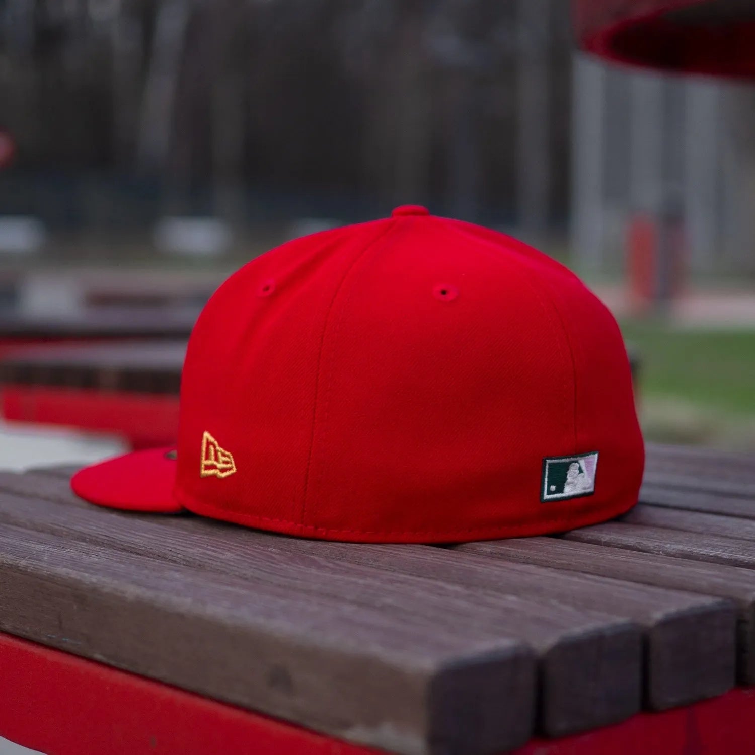 NEW ERA 59FIFTY MLB TORONTO BLUE JAYS WORLD SERIES 1992 RED / PINK UV FITTED CAP