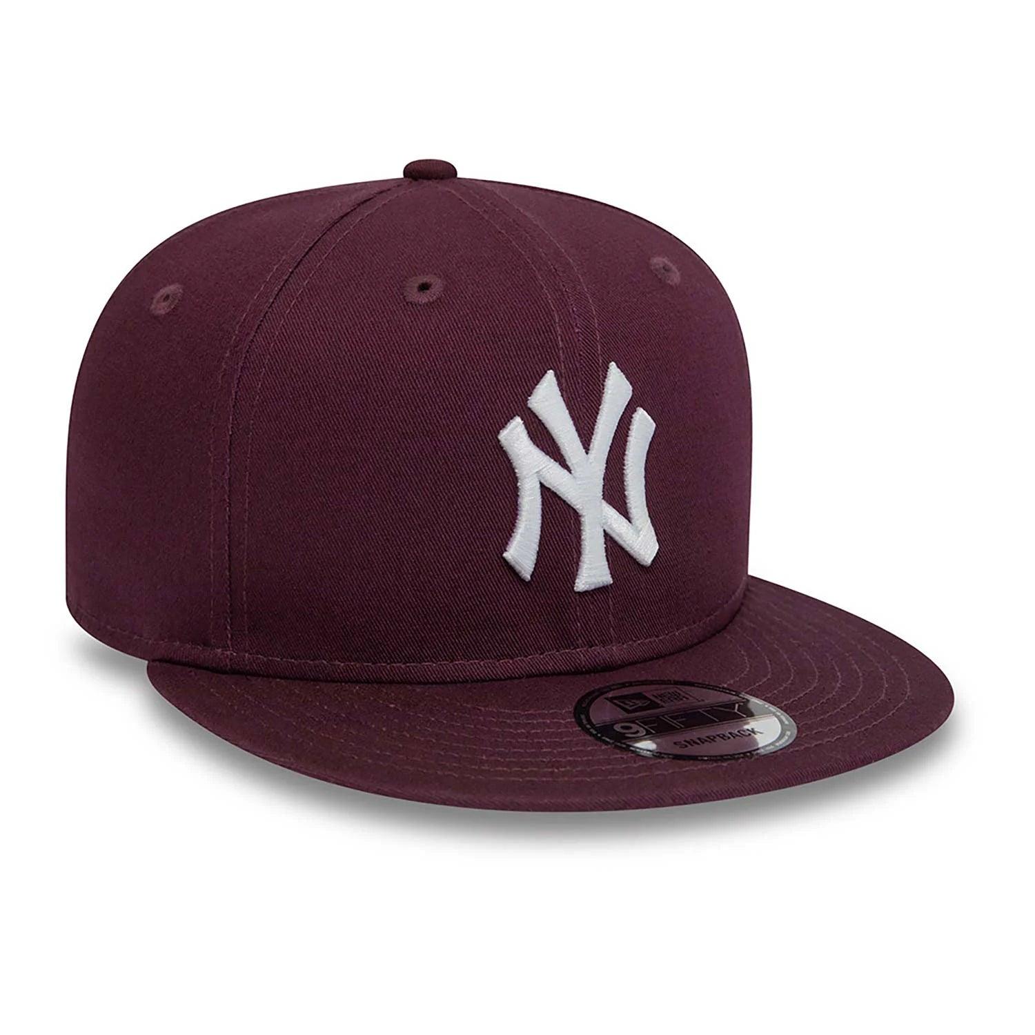 New Era 9Forty New York Yankees MLB League Essential Ash Brown